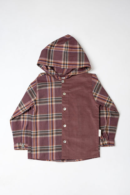 Camisa com capuz bordô
